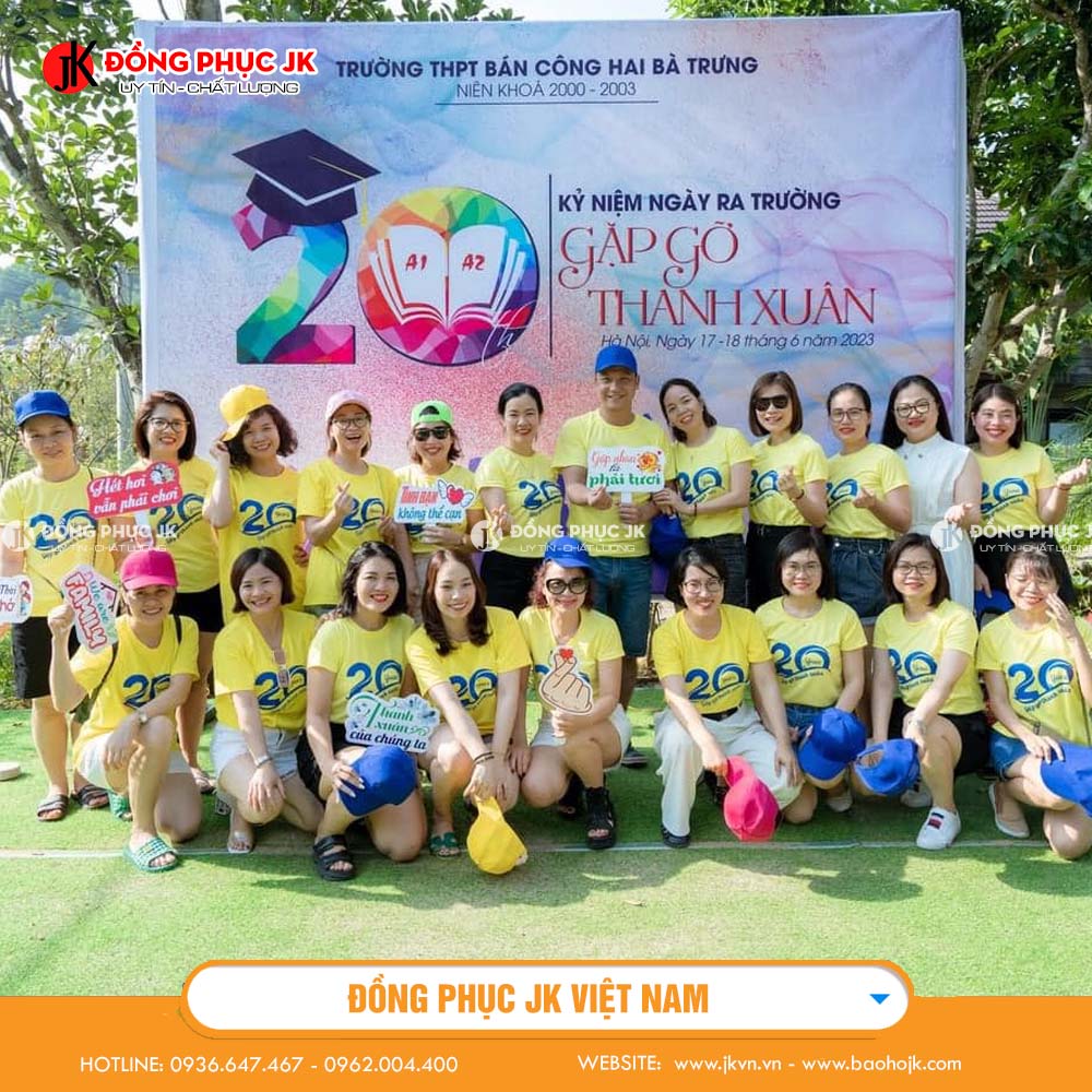 dong-phuc-ky-niem-20-nam-ngay-ra-truong